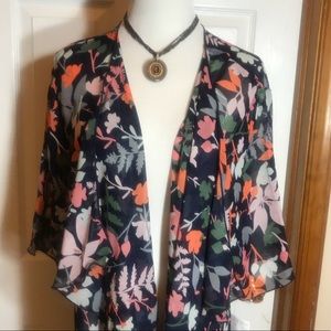 NWT Medium LuLaRoe Shirley Kimono